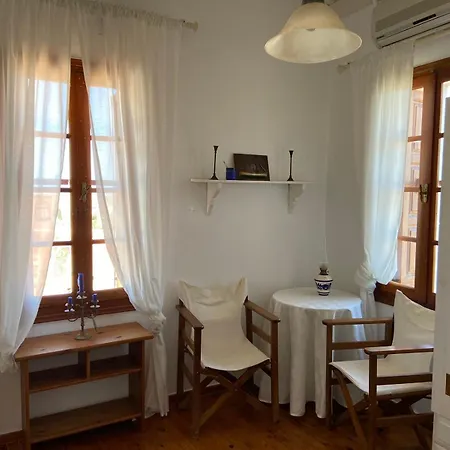 Astradeni Holiday home *